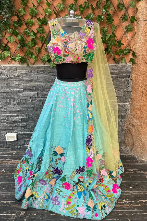 Aisha Rao Lehenga set