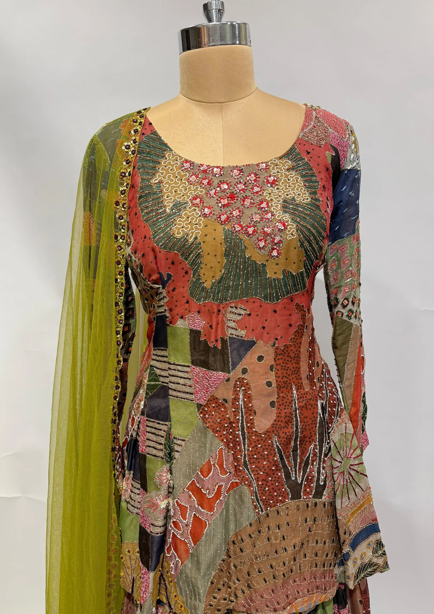 Aisha Rao Printed And Embellished Shara Set - Image 3