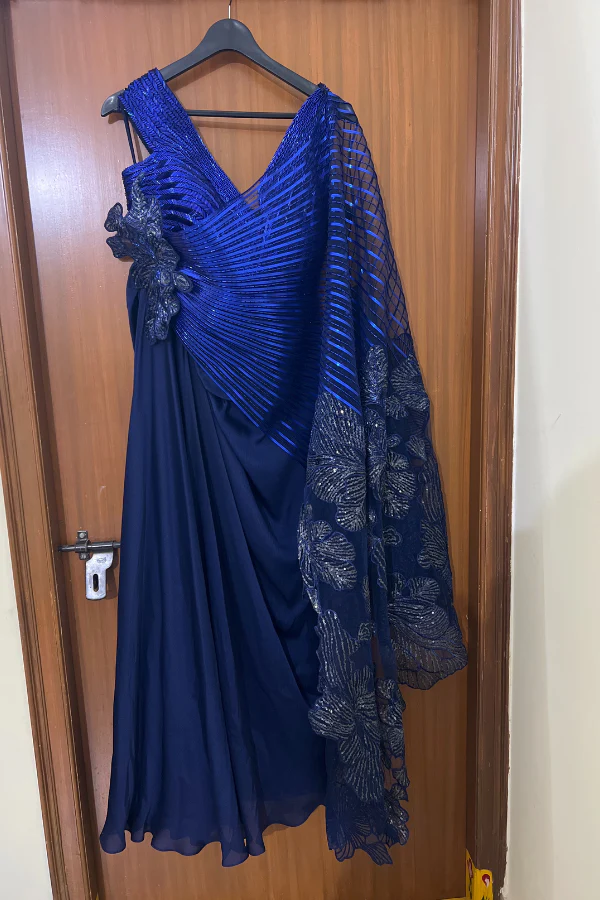 Amit aggarwal blue Pre-Stitched Saree Set - Image 3