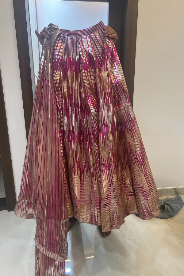 Amit aggarwal Fuchsia 3D embroidered lehenga - Image 2