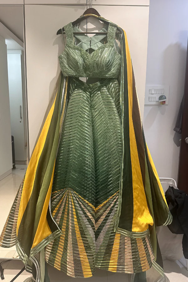 Amit Aggarwal Green metallic ombre shaded lehenga set - Image 2