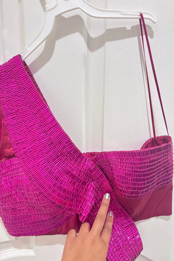 Amit Aggarwal sari with a metallic palla - Image 3