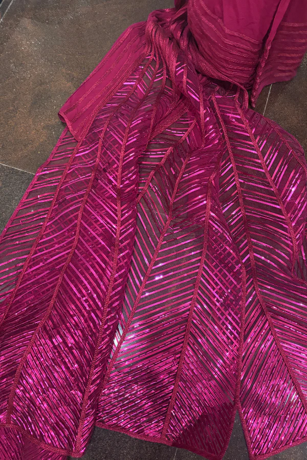 Amit Aggarwal sari with a metallic palla - Image 5