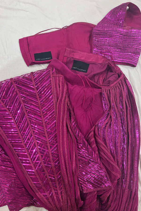 Amit Aggarwal sari with a metallic palla - Image 7