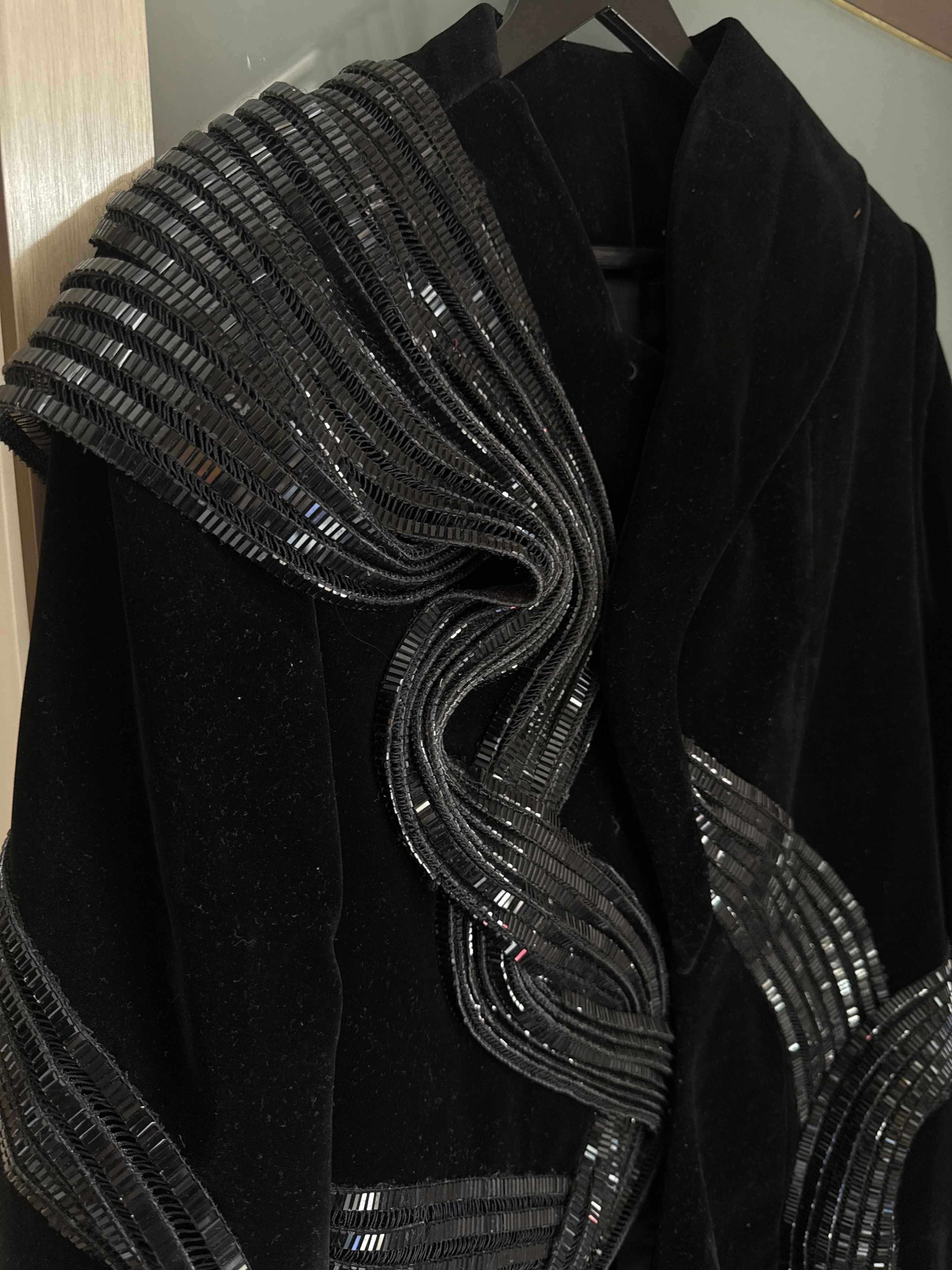 Amit Aggarwal Sculpted Velvet Embellished Jacket - Image 5