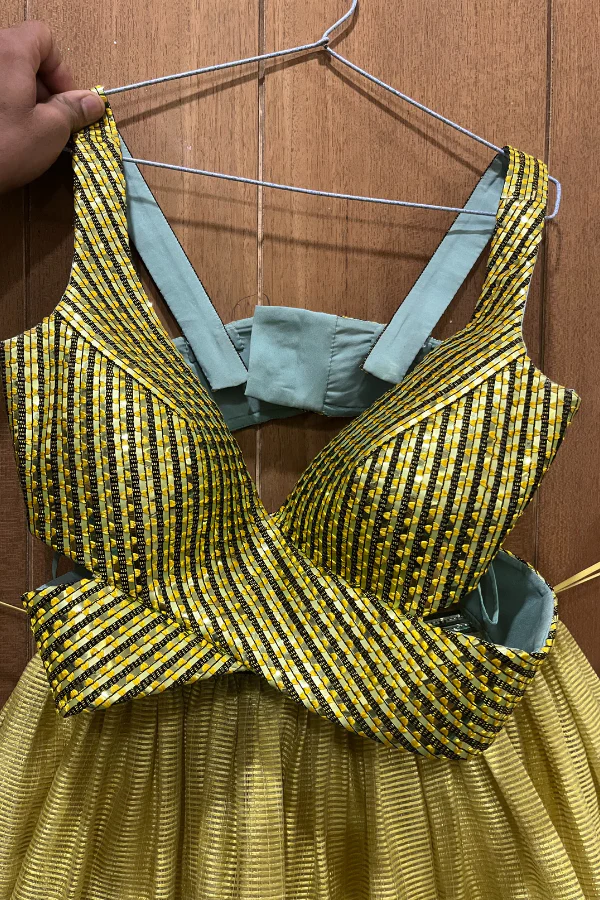 AMIT AGGARWAL Yellow Striped Gathered Lehenga Set - Image 4