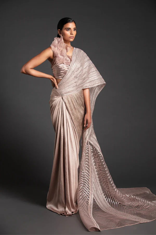 Amit Aggarwal Blush 3D METALLIC SAREE - Image 2