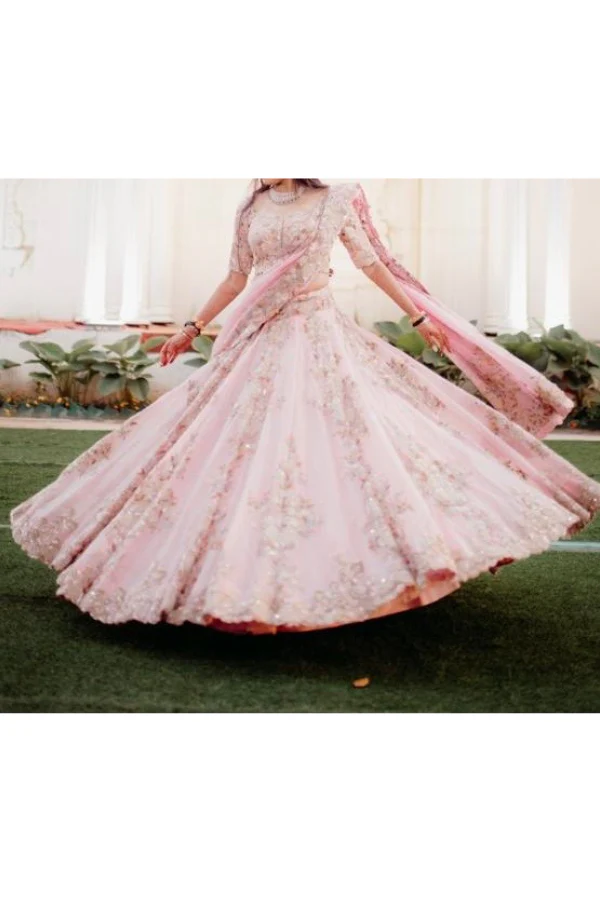 Anamika Khanna Pink embroidered lehenga - Image 3