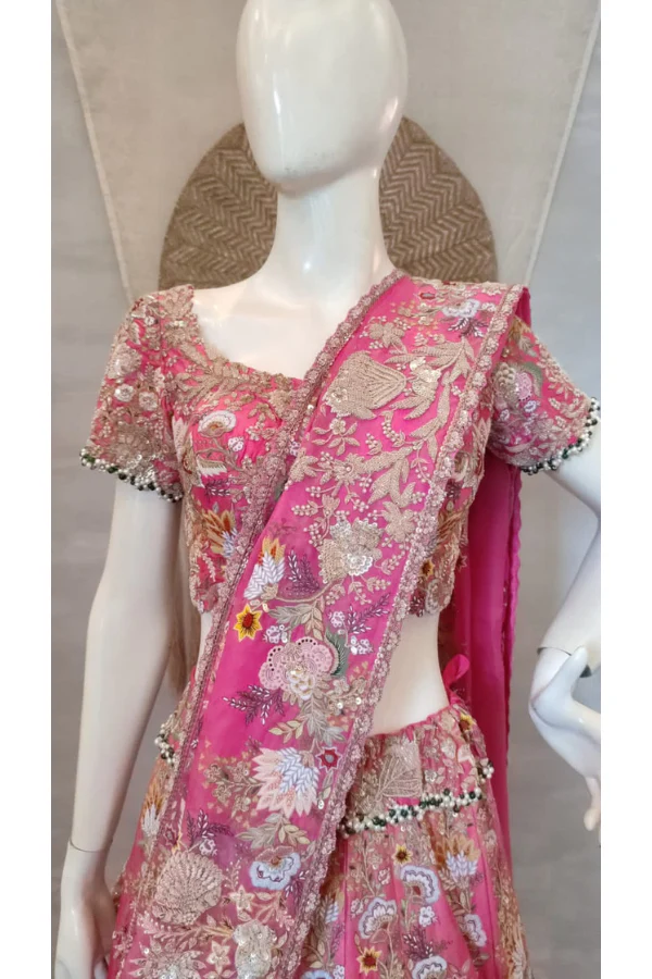 Anamika Khanna pink embroidered lehenga - Image 2