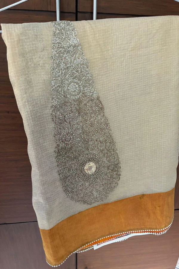 Anamika Khanna Saree - Image 5