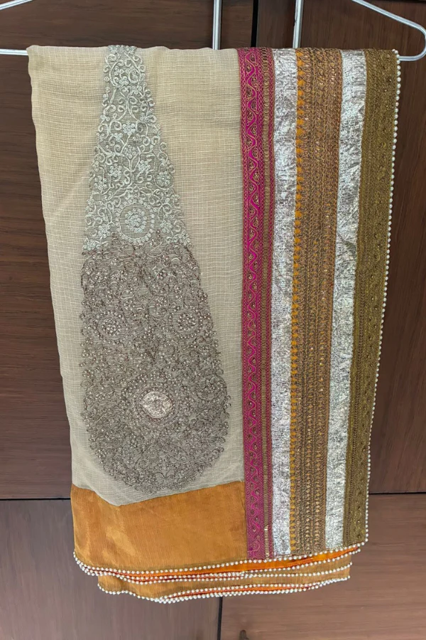 Anamika Khanna Saree - Image 6