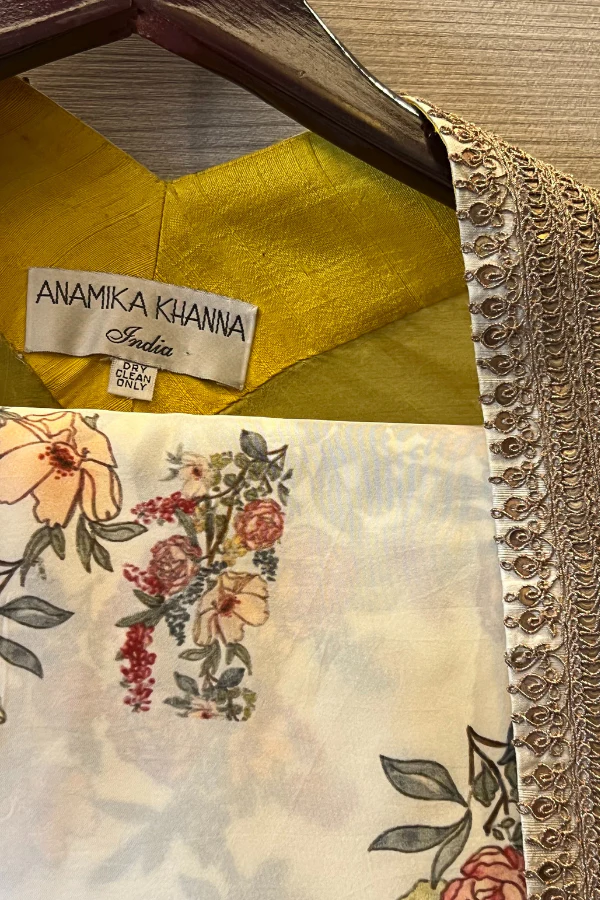 Anamika Khanna Saree & Cape Set - Image 4
