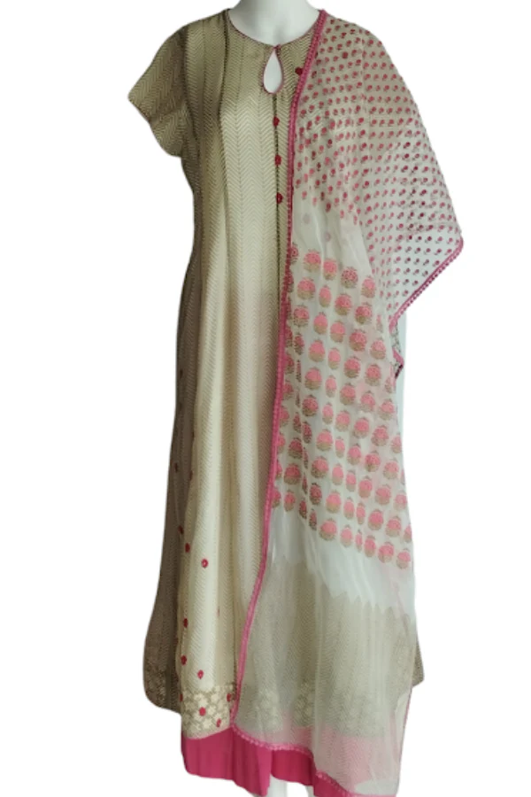Anju Modi Anarkali Set