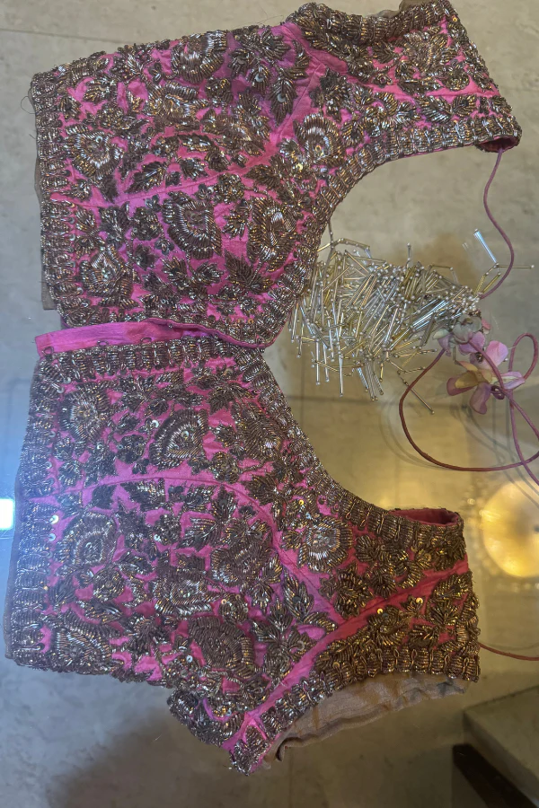 Anushree reddy green & pink embroidered lehenga - Image 3