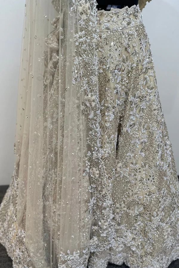 Anushree Reddy Ivory embellished lehenga - Image 11