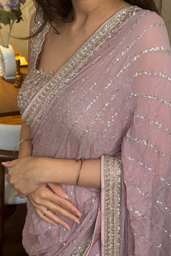 Anushree reddy PINK CHIFFON SAREE SET - Image 3