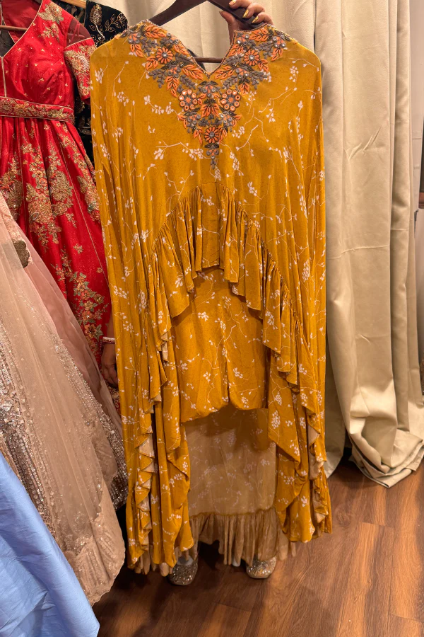 Arpita Mehta printed cape set - Image 5