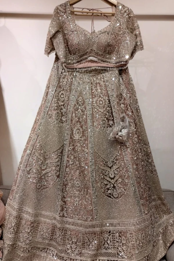 Ayushi Bhasin Embroidered lehenga - Image 4