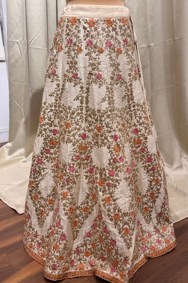 Beige embroidered lehenga set - Image 3