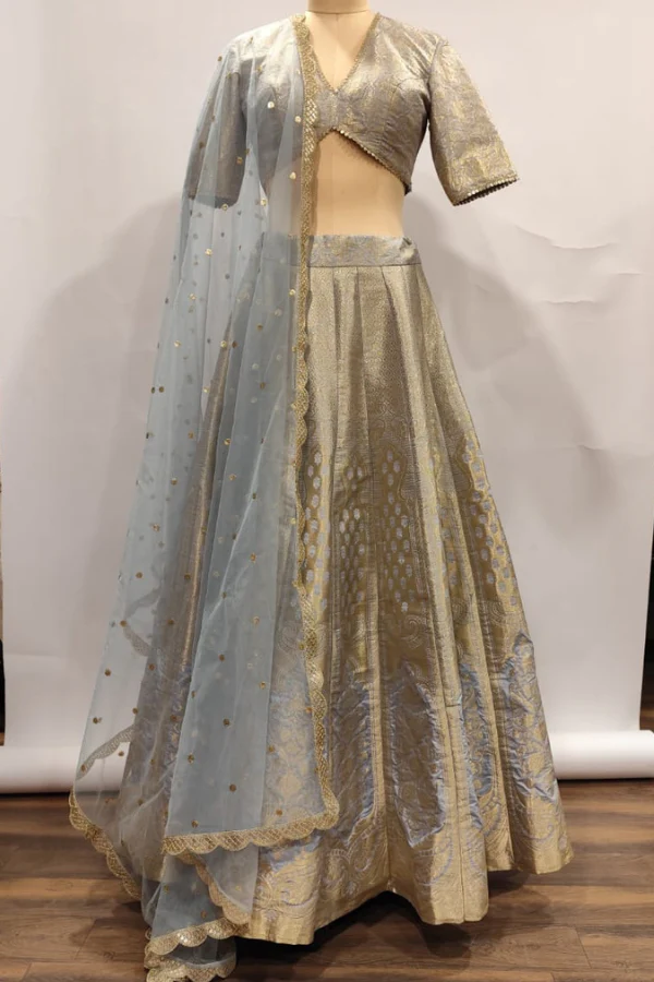 Blue banarsi lehenga set - Image 3