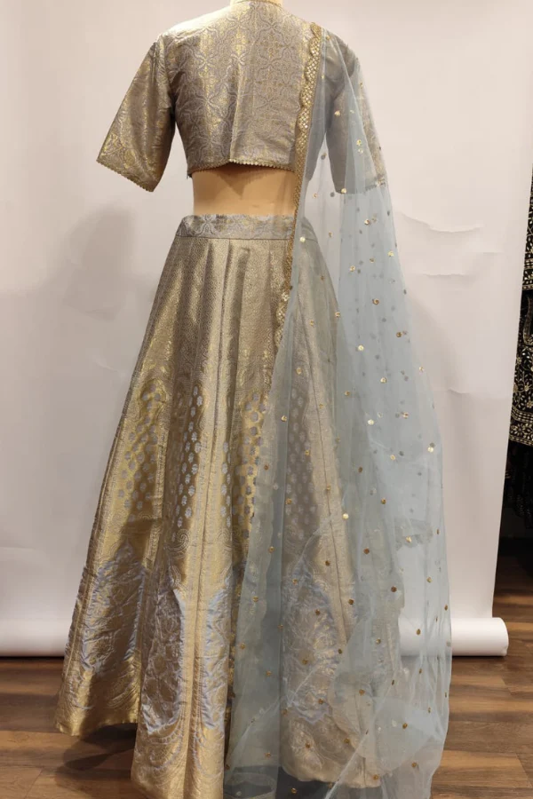Blue banarsi lehenga set - Image 5