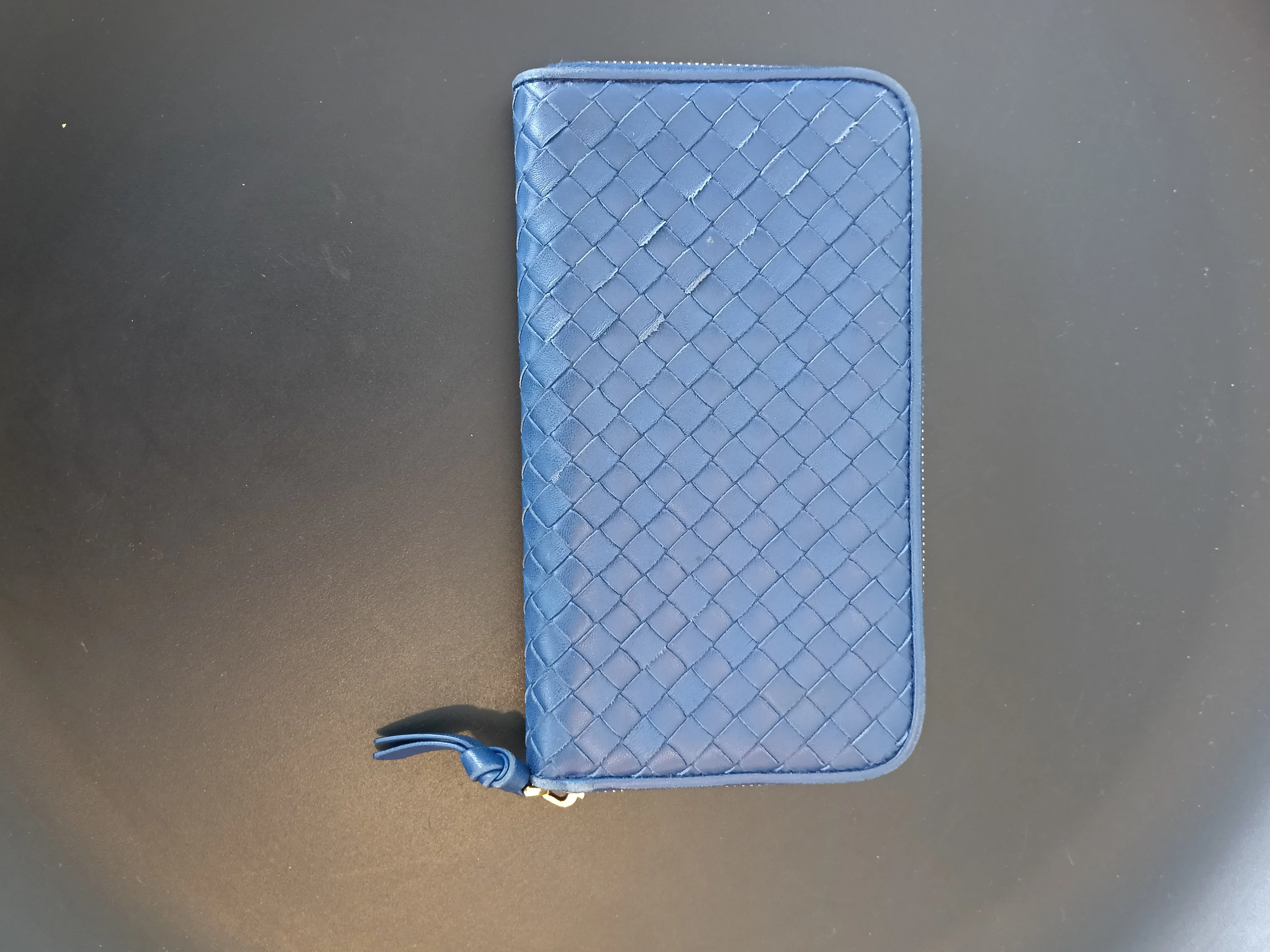 Bottega Veneta Blue Intrecciato Zip Around Wallet - Image 5