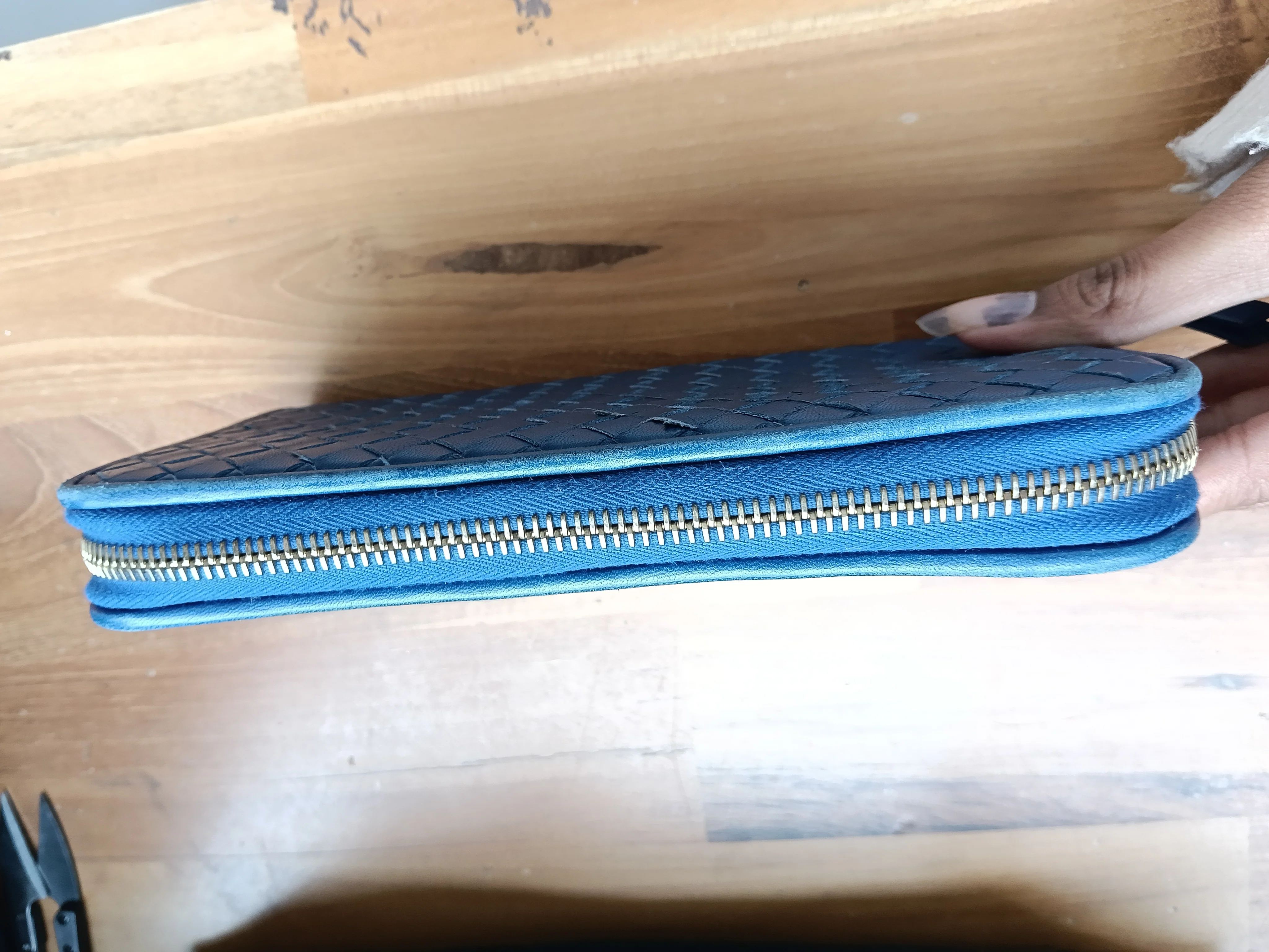 Bottega Veneta Blue Intrecciato Zip Around Wallet - Image 8