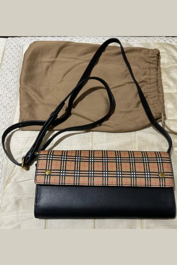Burberry Henley Wallet on Chain Leather with Vintage Check Canvas - Image 3