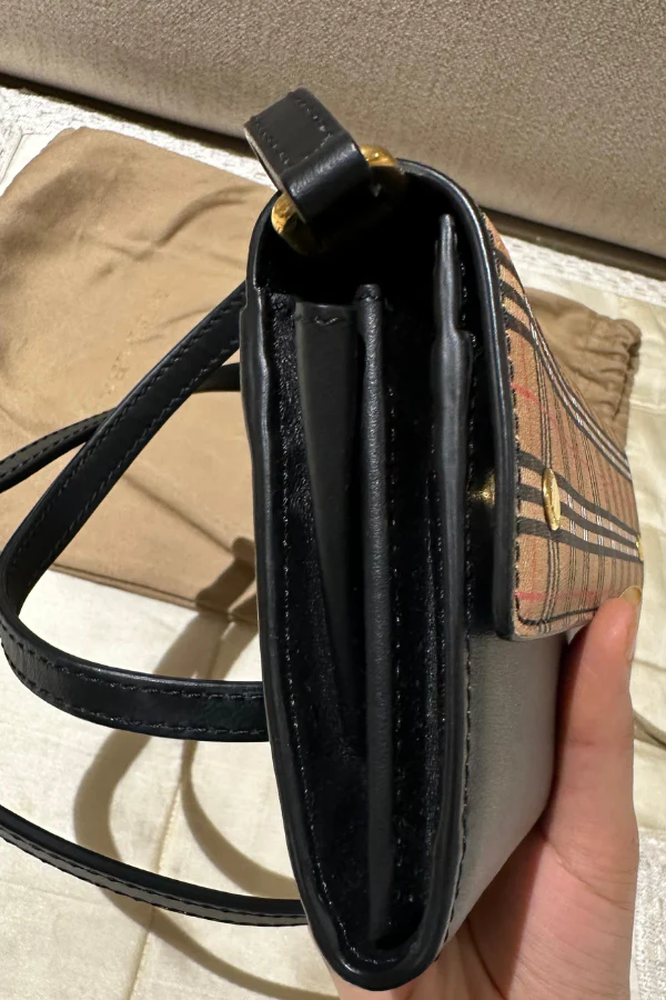 Burberry Henley Wallet on Chain Leather with Vintage Check Canvas - Image 7