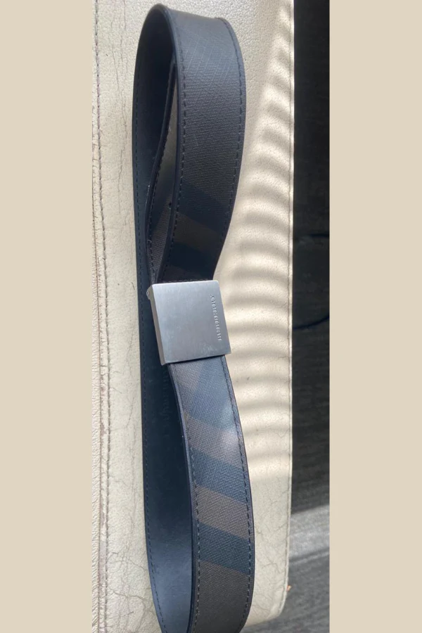 Burberry Reversible Buckle Belt - Image 4