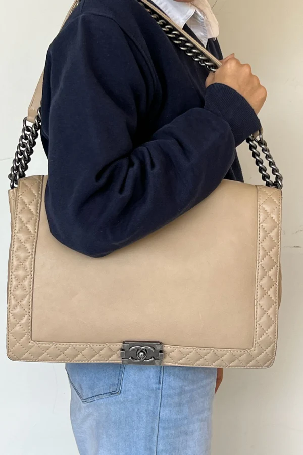 Chanel Reverso Boy Bag - Image 2