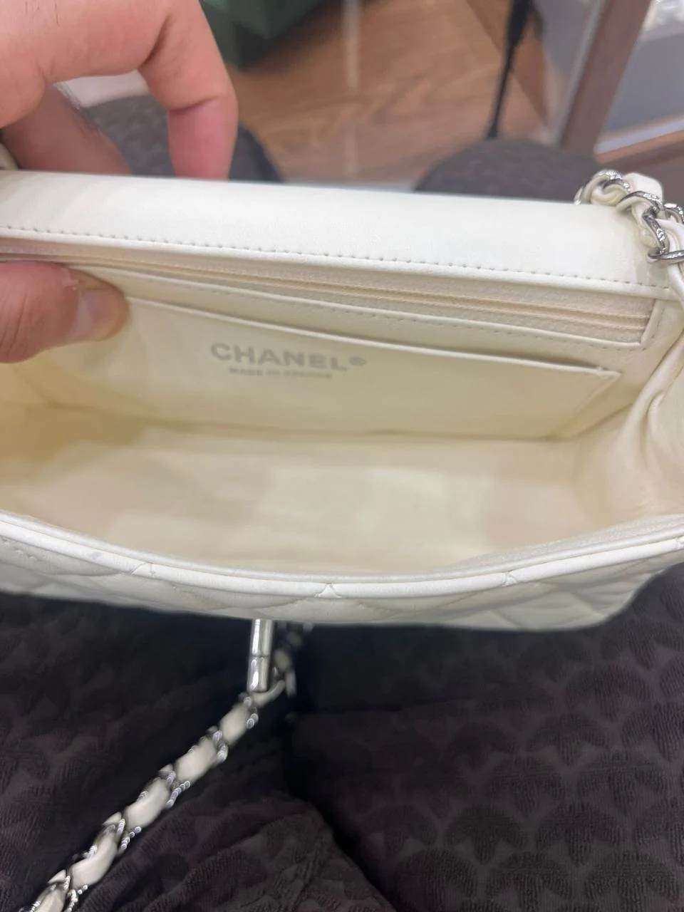 Chanel White Classic Mini Square Flap Bag - Image 6