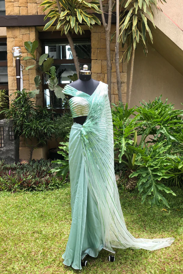 Amit aggarwal cocktail saree set