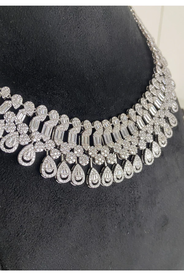 Crystal Neckalce set - Image 3