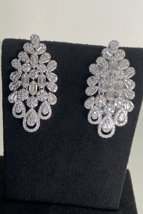 Crystal Neckalce set - Image 4