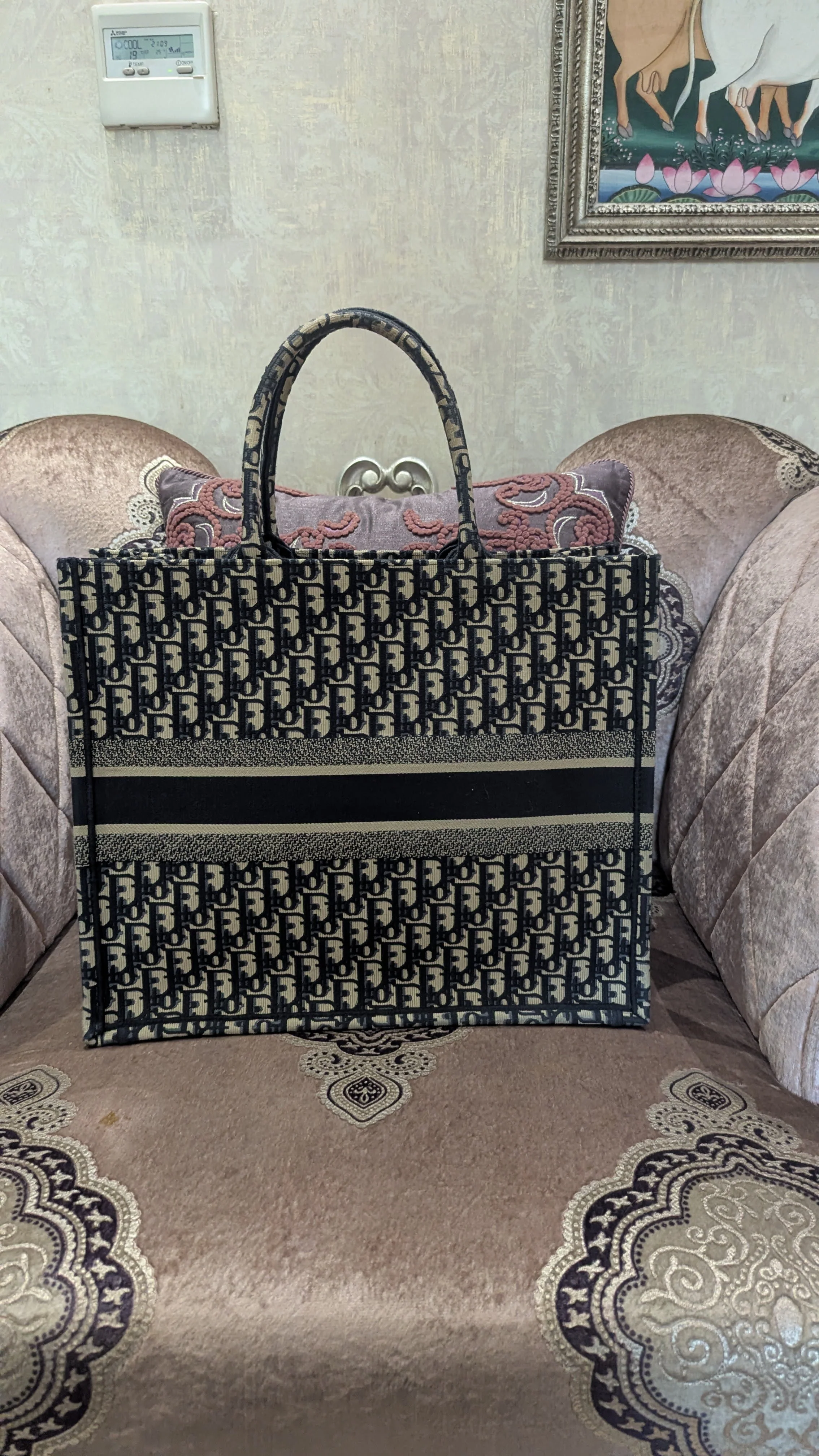 Dior Book Navy Blue Oblique Embroidered Canvas Tote - Image 5