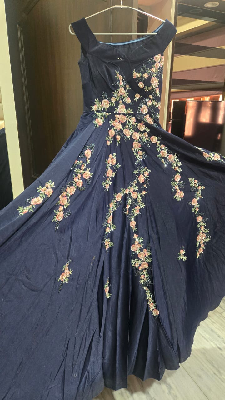 Dolly J Midnight Floral Embroidered Gown - Image 4