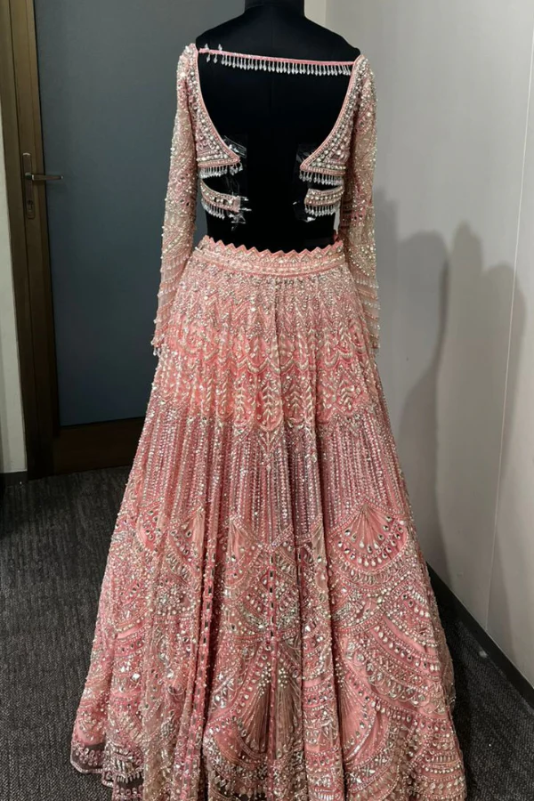 Dusty Pink embroidered lehenga set - Image 5