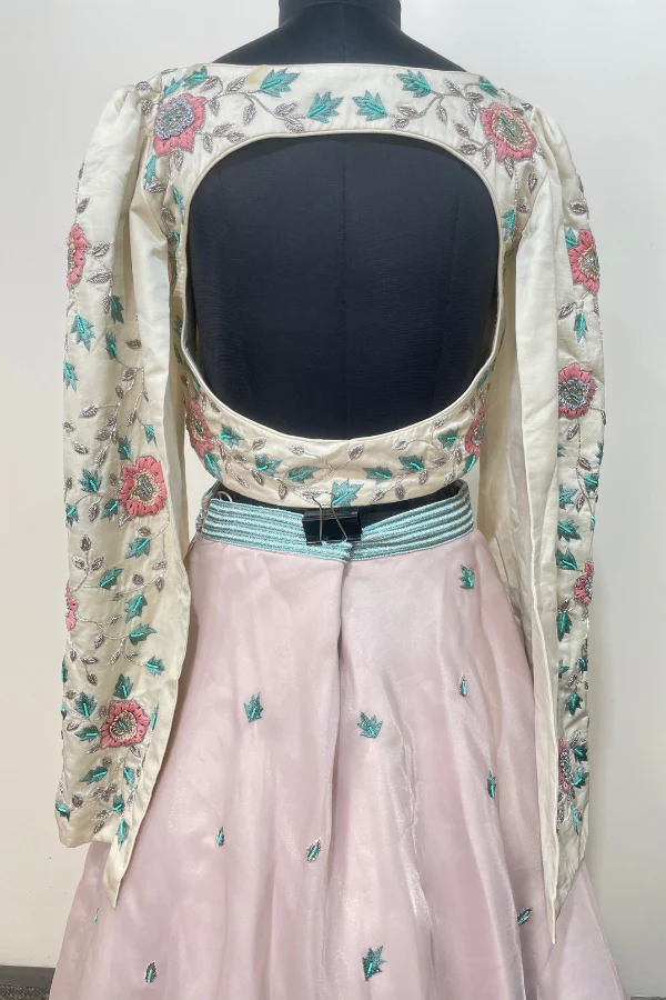 Embellished lehenga set with split sleeves - Image 7