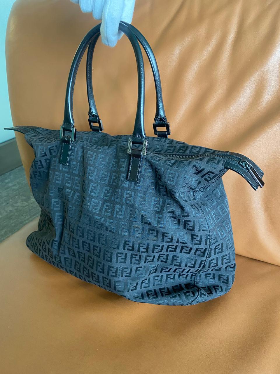 Fendi FF Zucca Monogram Vintage Canvas Handbag - Image 5