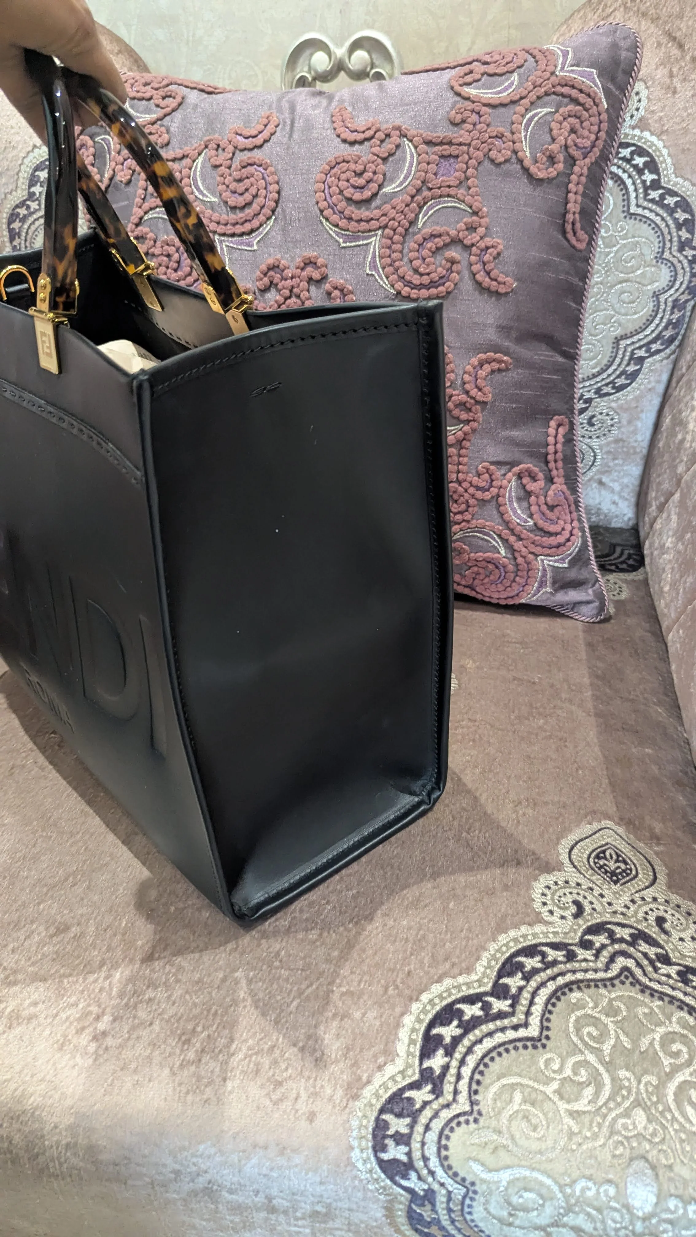 Fendi Sunshine Black leather shopper tote - Image 5