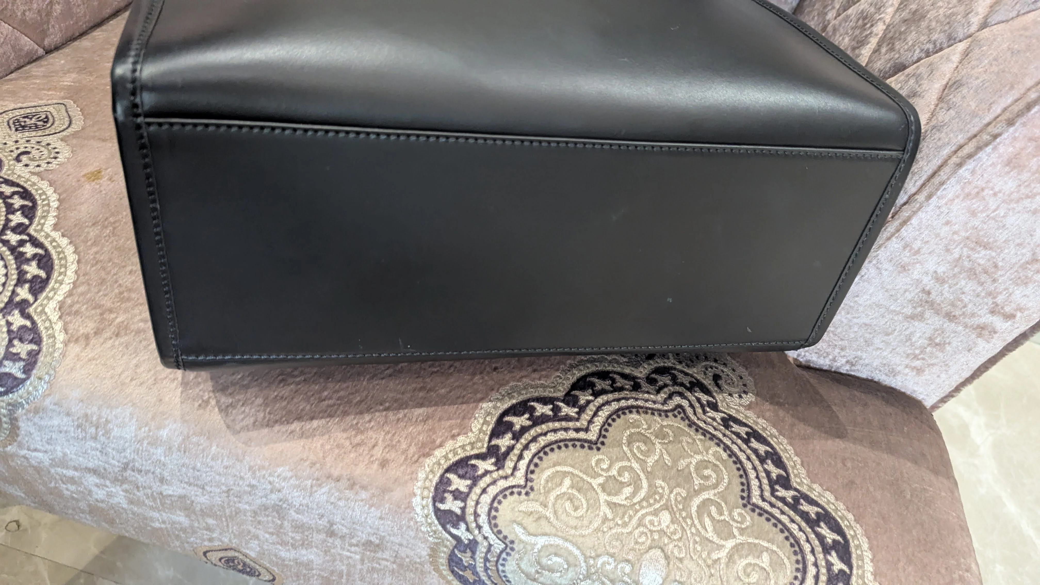Fendi Sunshine Black leather shopper tote - Image 6