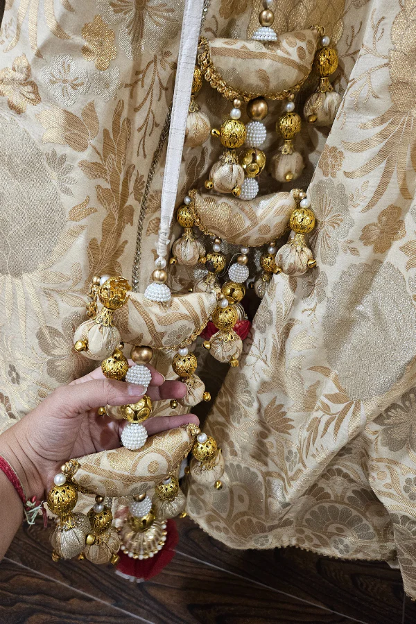 Gazal Gupta ivory banarasi lehenga - Image 6