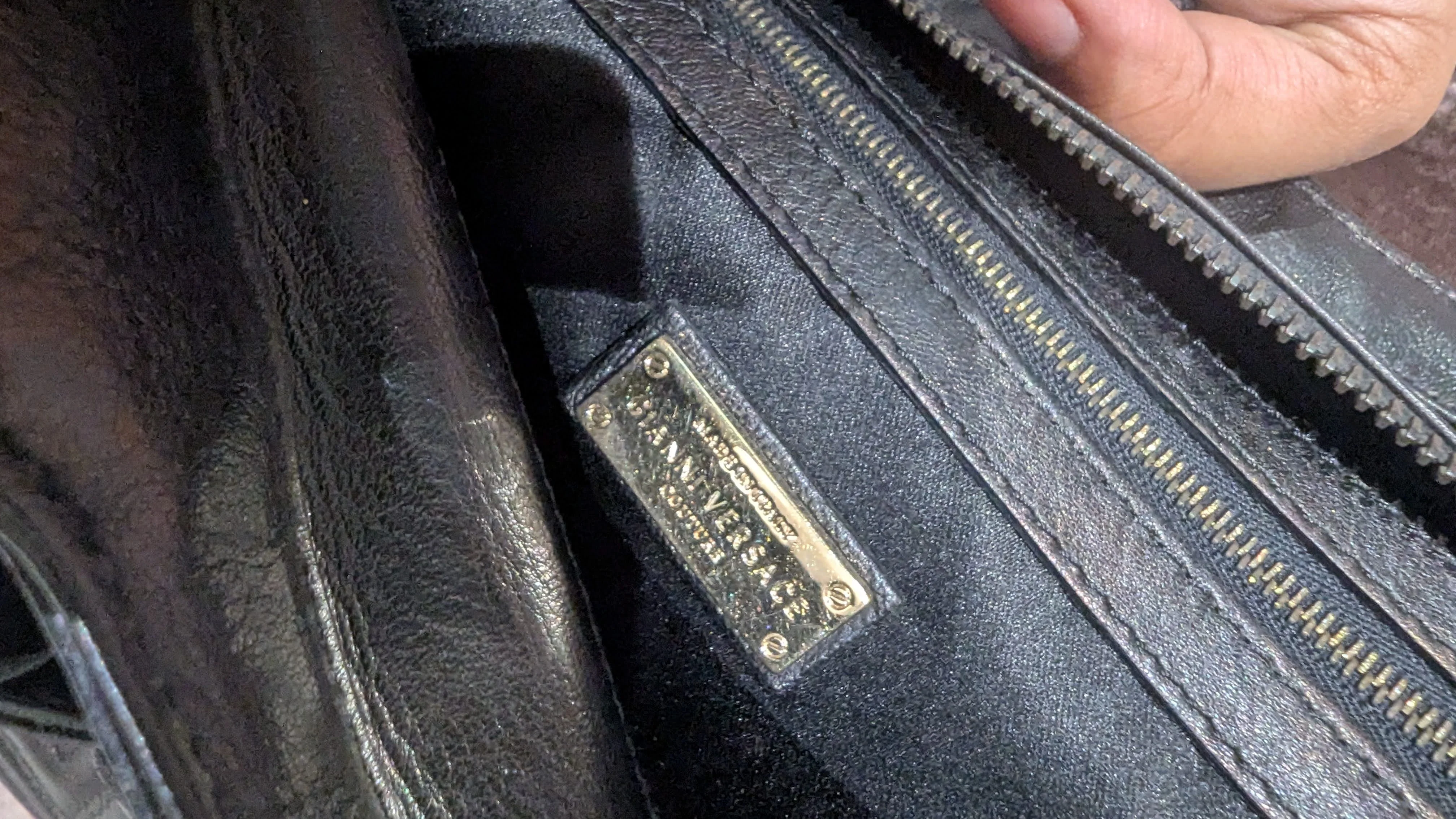 Gianni Versace Classic Hobo - Image 11