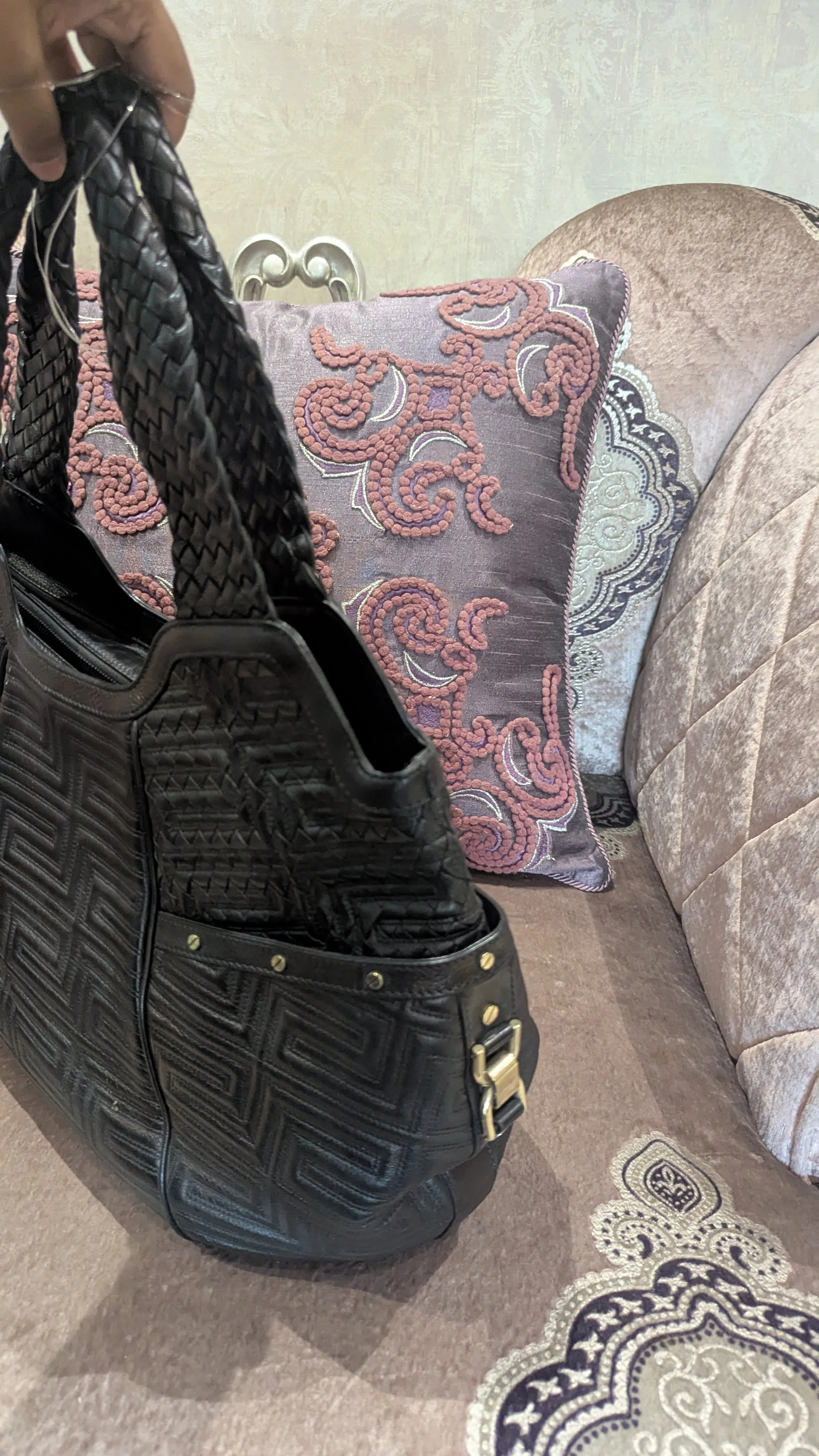 Gianni Versace Classic Hobo - Image 7