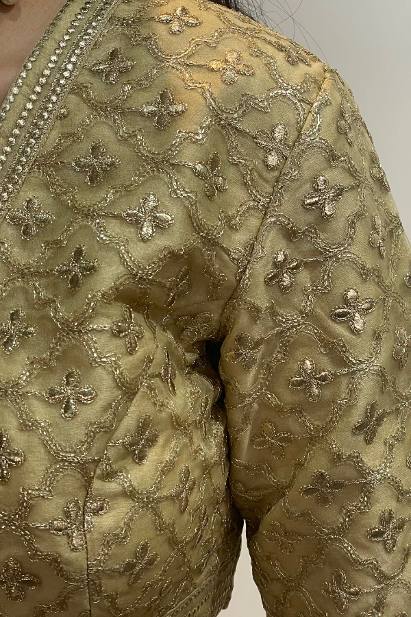 Gold embroidered lehenga set - Image 4