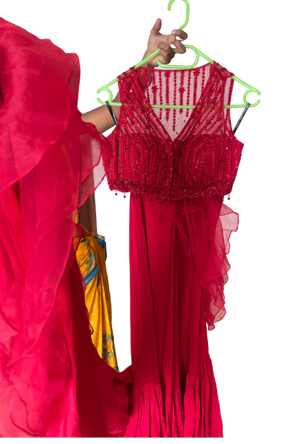 Red ruffle drape saree - Image 4