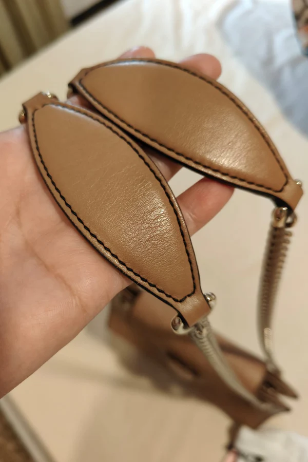 Gucci Beige Guccissima Leather Small Emily Chain Shoulder Bag - Image 5