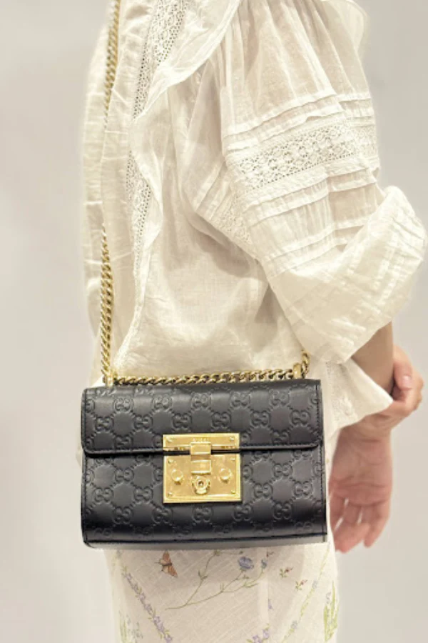 Gucci Black Guccissima Leather Padlock Shoulder Bag - Image 3