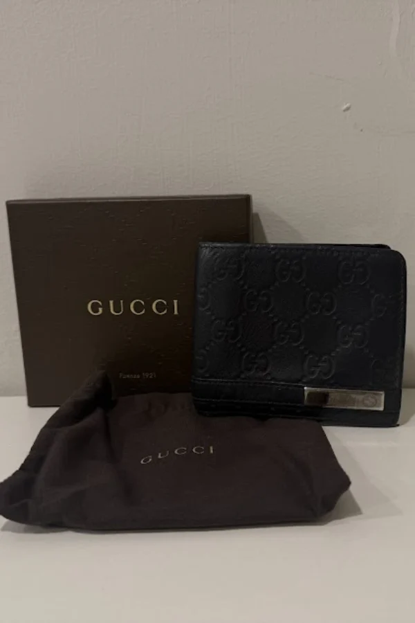 Gucci Guccissima Leather Metal Bar Bifold Wallet - Image 3